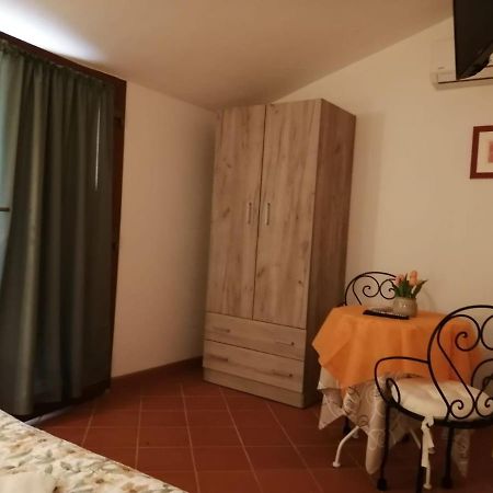 B&B 8380 Saturnia Terme Екстер'єр фото