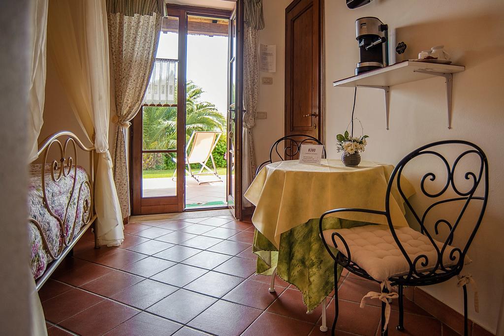B&B 8380 Saturnia Terme Екстер'єр фото